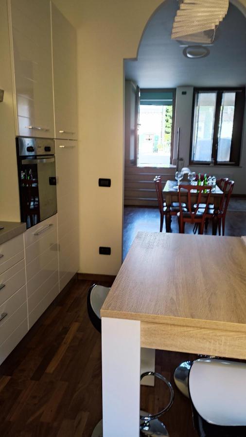 Casa Elisabetta Apartment Пескиера дел Гарда Екстериор снимка